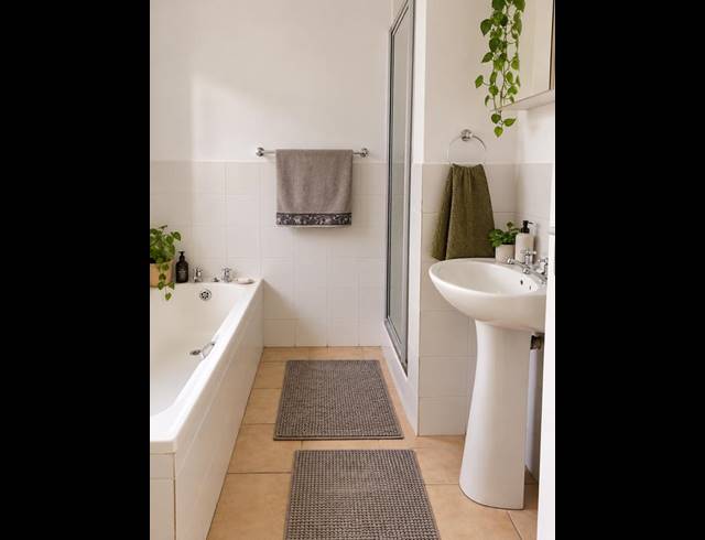 2 BEDROOM PROPERTY TO RENT IN STELLENBOSCH CENTRAL